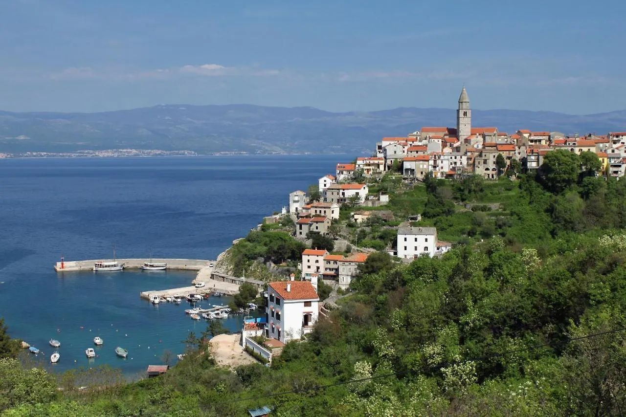 Apartment Vrbnik 5301B